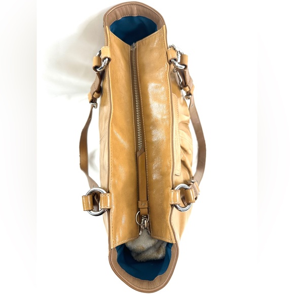 Coach Gallery F13761 Golden Tan Patent Leather Medium Shoulder Bag Turn Locks - Picture 7 of 12
